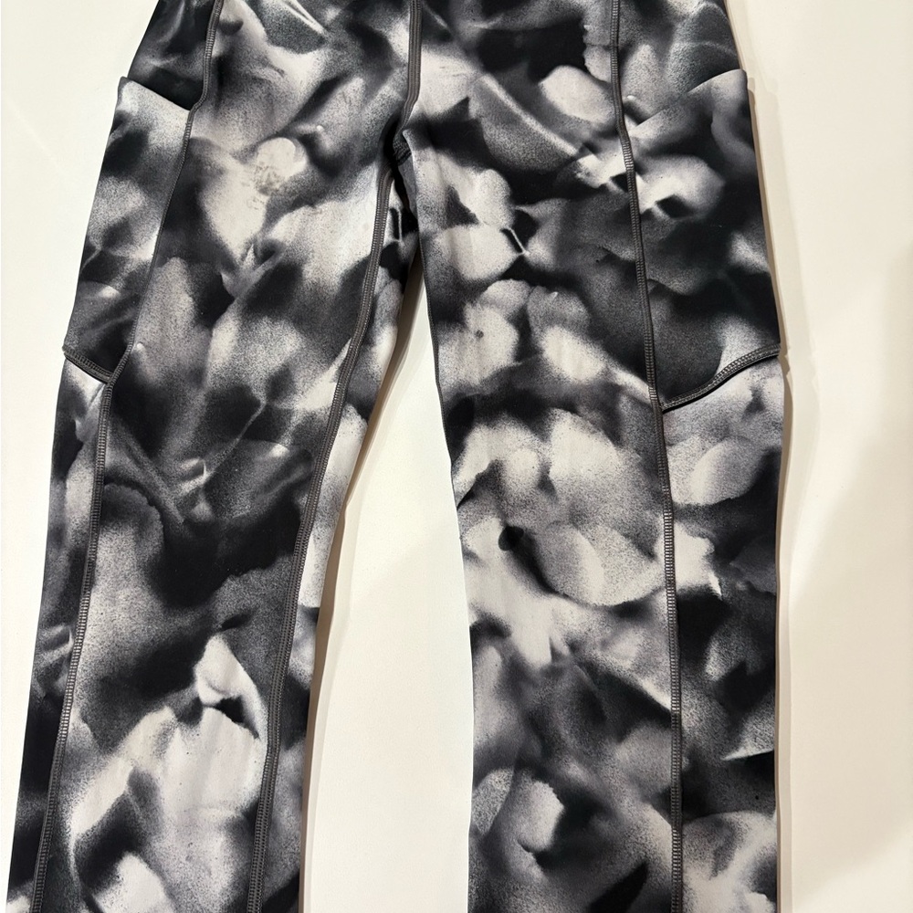 Lululemon Athletica Speed Up Crop Leggings Size 4